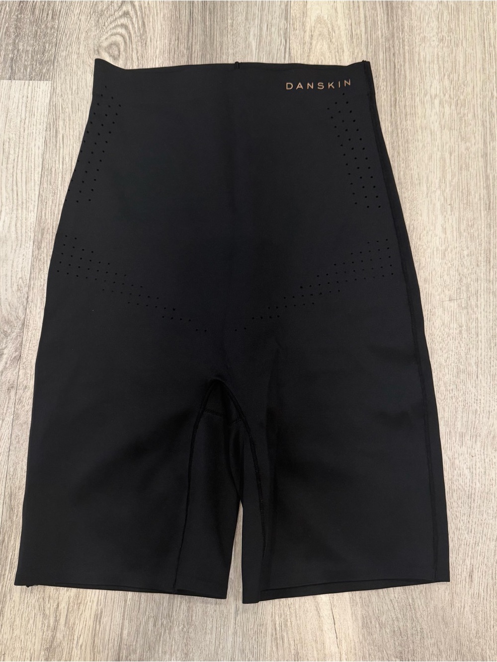 NWOT‎ Danskin Intimates Black High Waist Shaping Shorts Size Small
